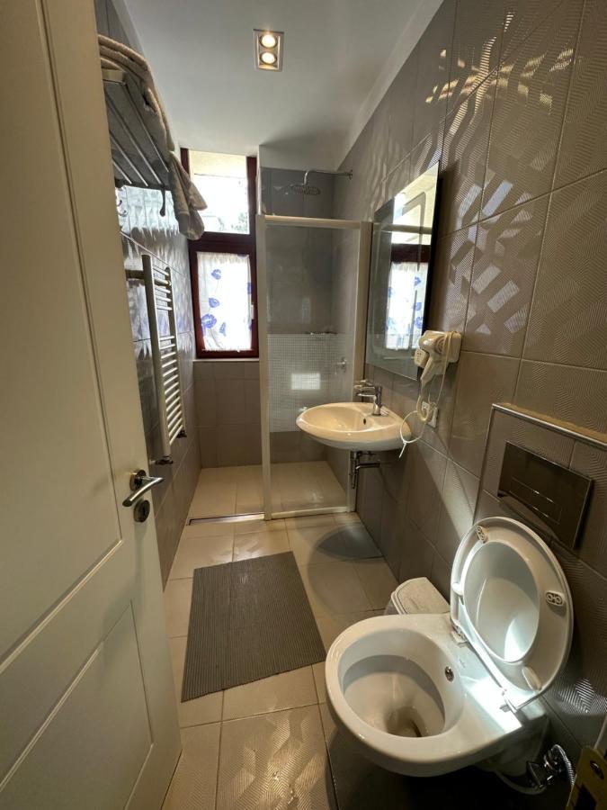 Hotel Gjallica Kukes Εξωτερικό φωτογραφία